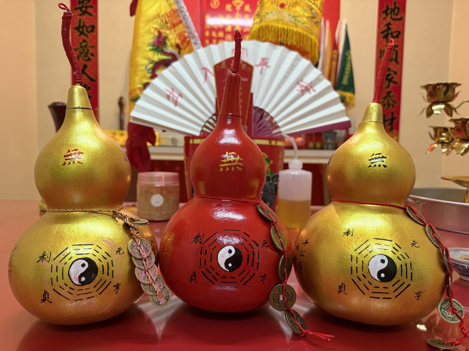 金色与红色葫芦福品